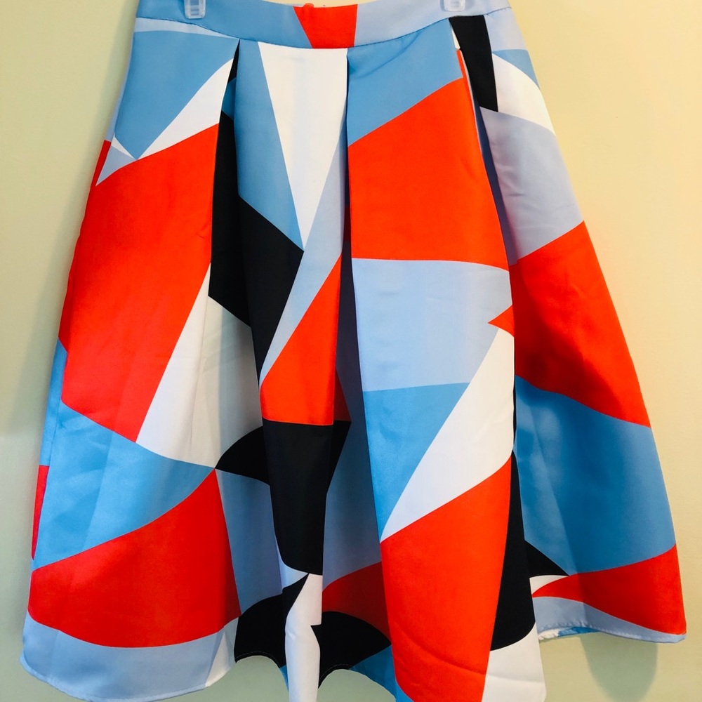 Women's beautiful sz 12 skirt